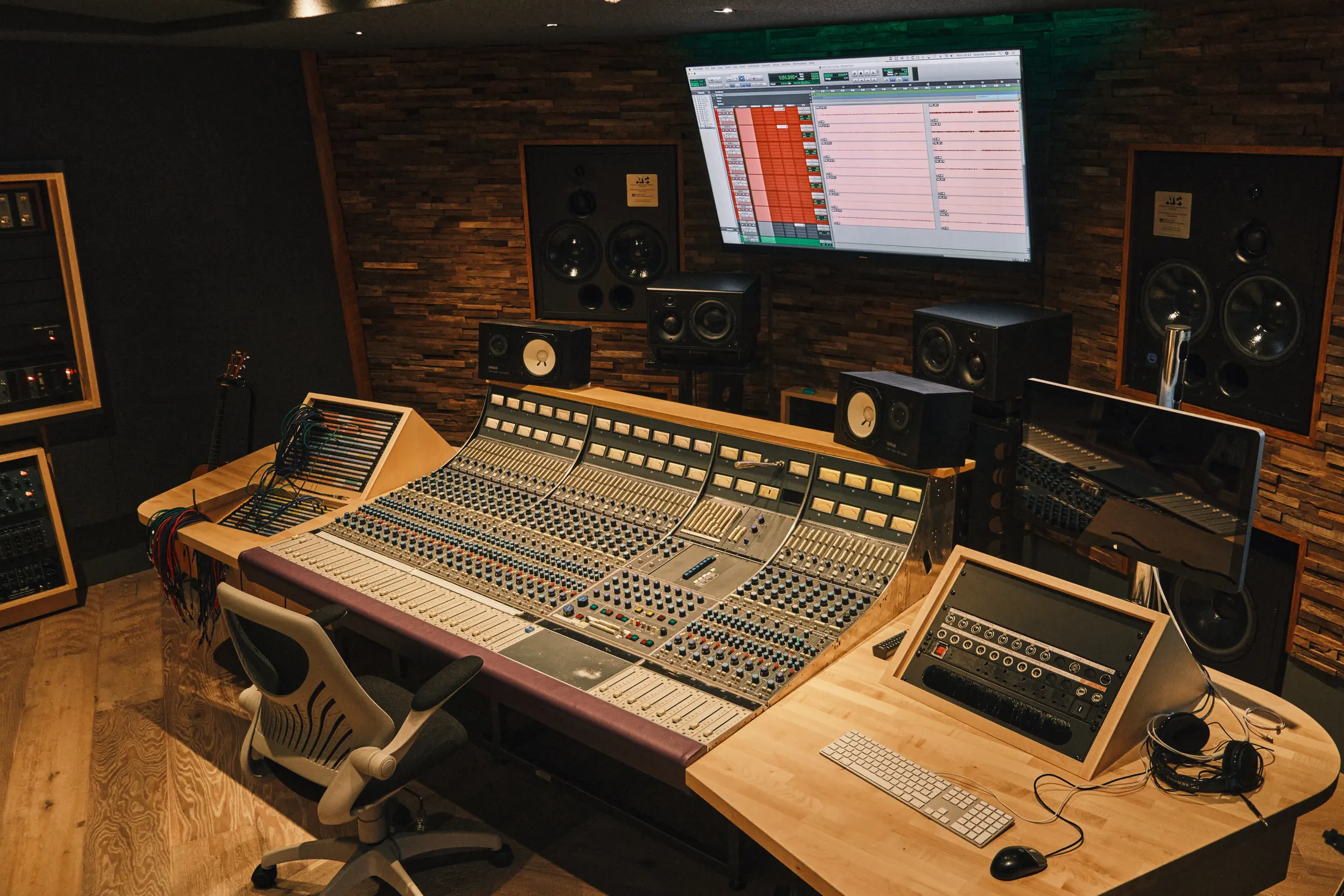 Mixing on the Neve console